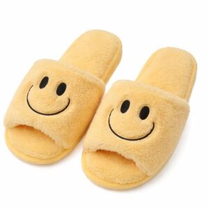 Yellow Smiley Face Fuzzy Slippers